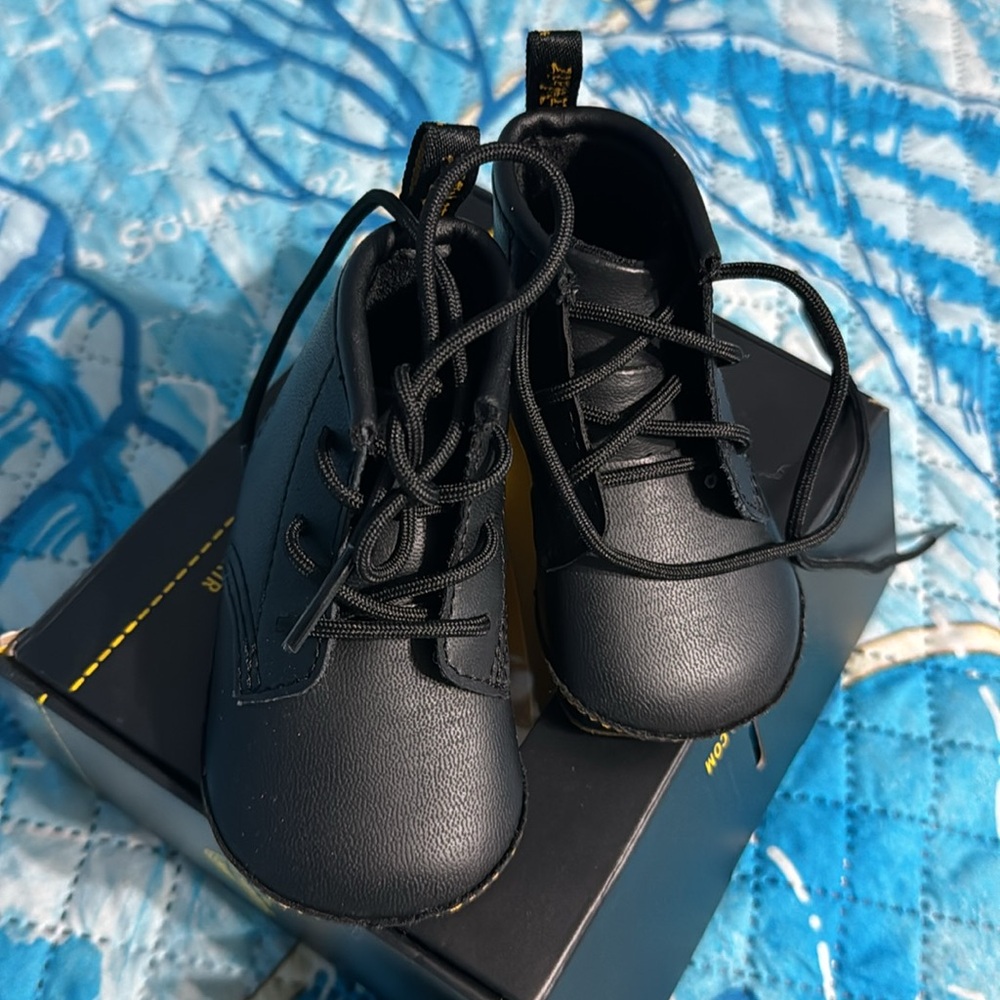 Crib Dr Martens - Picture 2 of 3